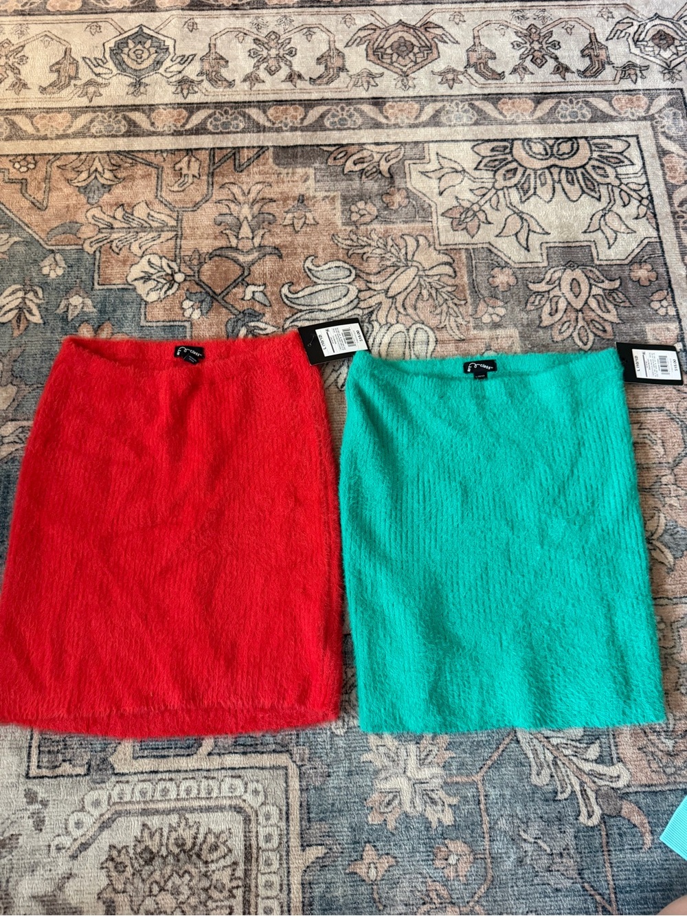 art class Fuzzy ribbed stretchy Mini Skirts in Red and green